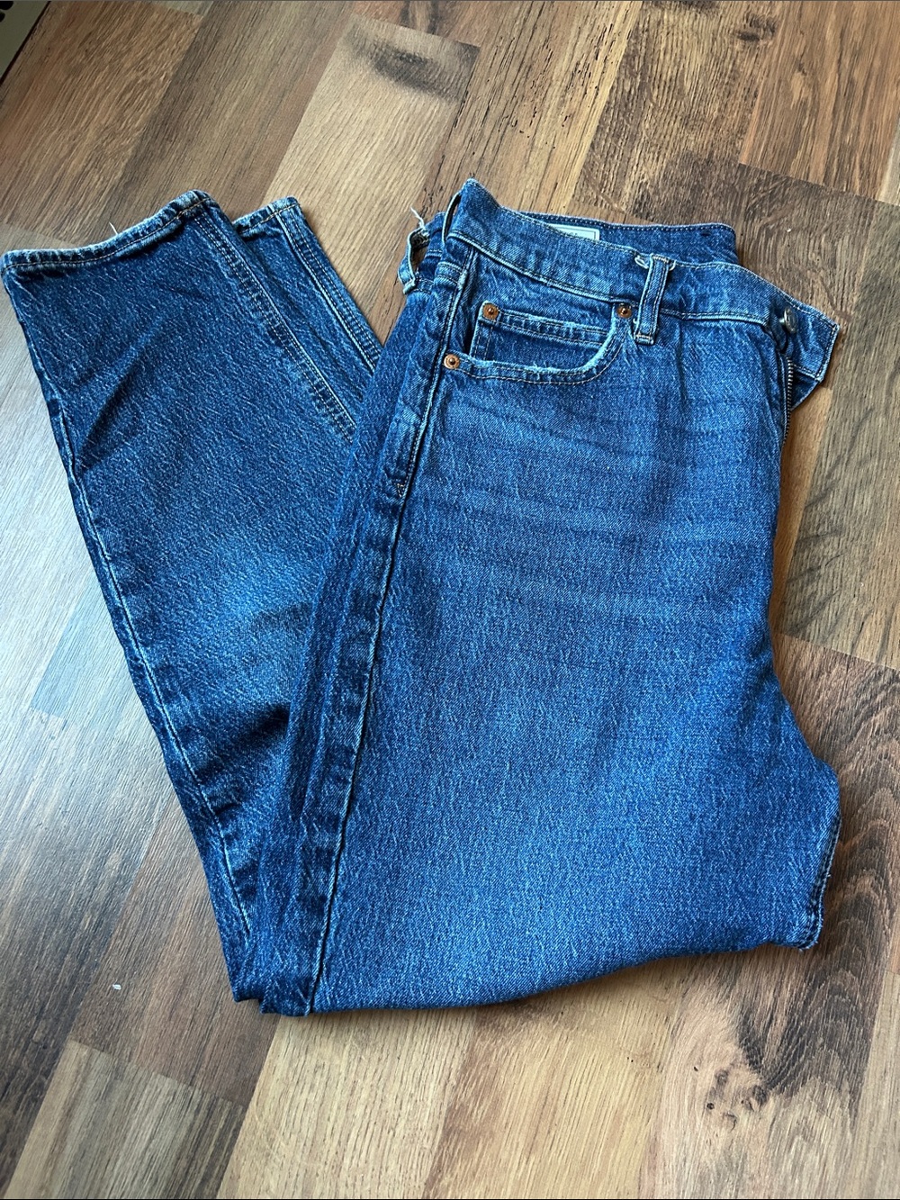 GAP - High Rise - Mom Jean - 8